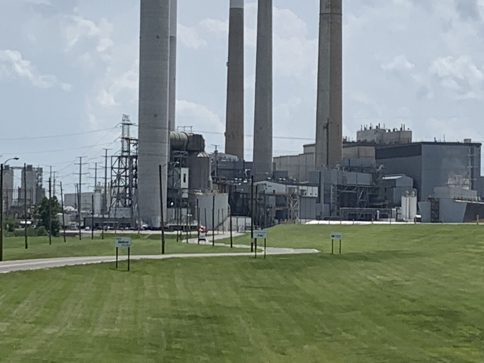 LG&E Mill Creek plant on Dixie Highway